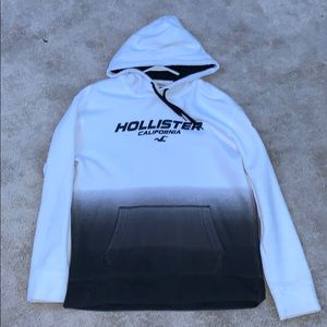 Hollister men’s sweatshirt